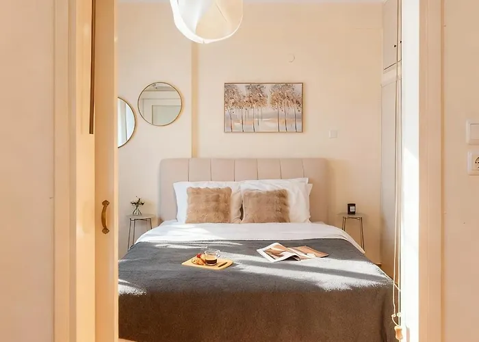 Citynest Balcony Apartment *